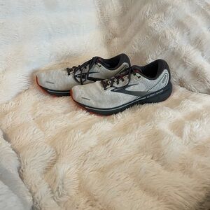 Brooks Men's Ghost 14 Gray, Charcoal & Orange Sneakers